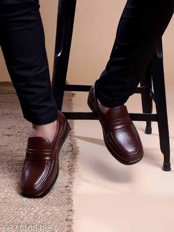 Danma loafer being worn