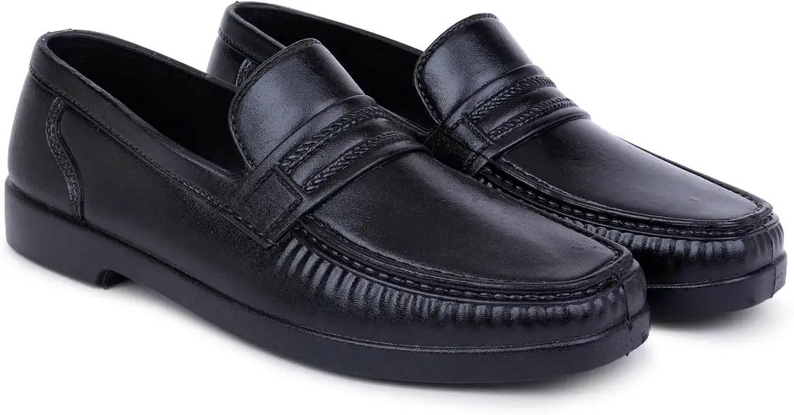 M4 Black Loafer — product shot
